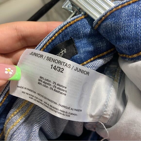 Ella Moss High Waist Straight Leg Vintage Vibe
Jeans 14/32 - Picture 8 of 8